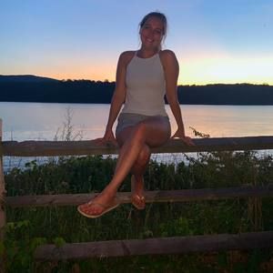 Meet your Posher, Jillian